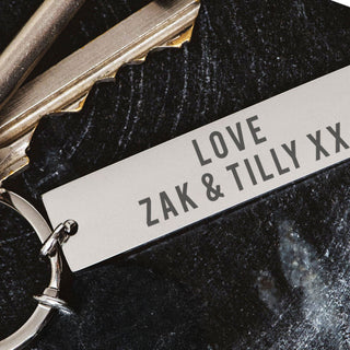 Personalised golf keyring with custom engraved message on back for dad gift
